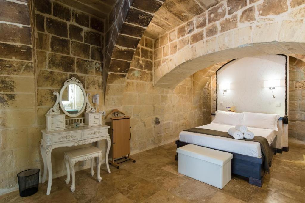 Heritage Apartment La Valette Extérieur photo